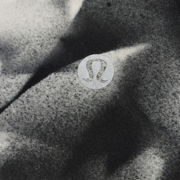 Lululemon Train Times 7/8 Pant 25" Blush Blossom Alpine White / Black Size 4 - Picture 11 of 16